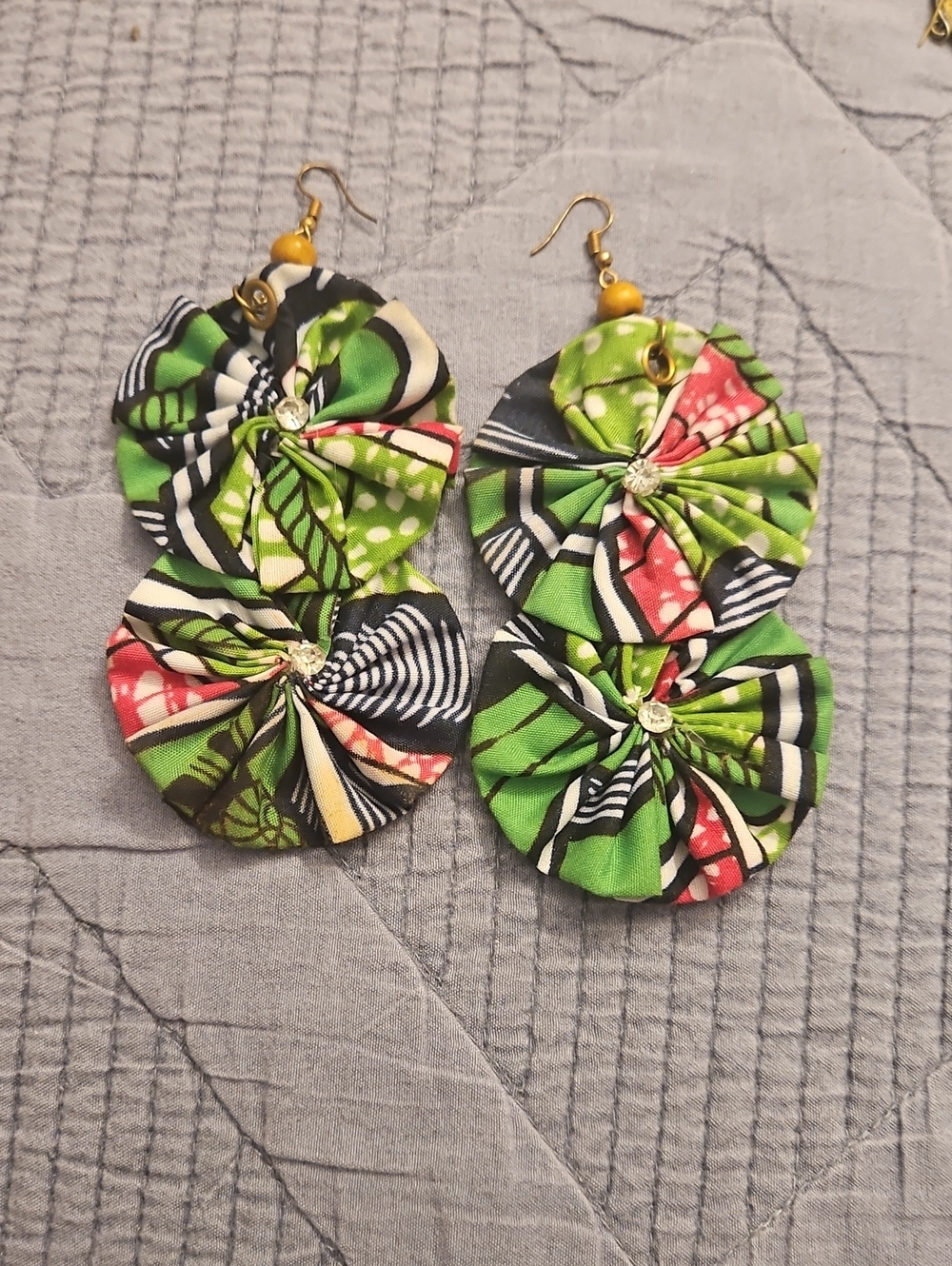 5 For $15 Green Floral Fabric Double Disc Earrings.